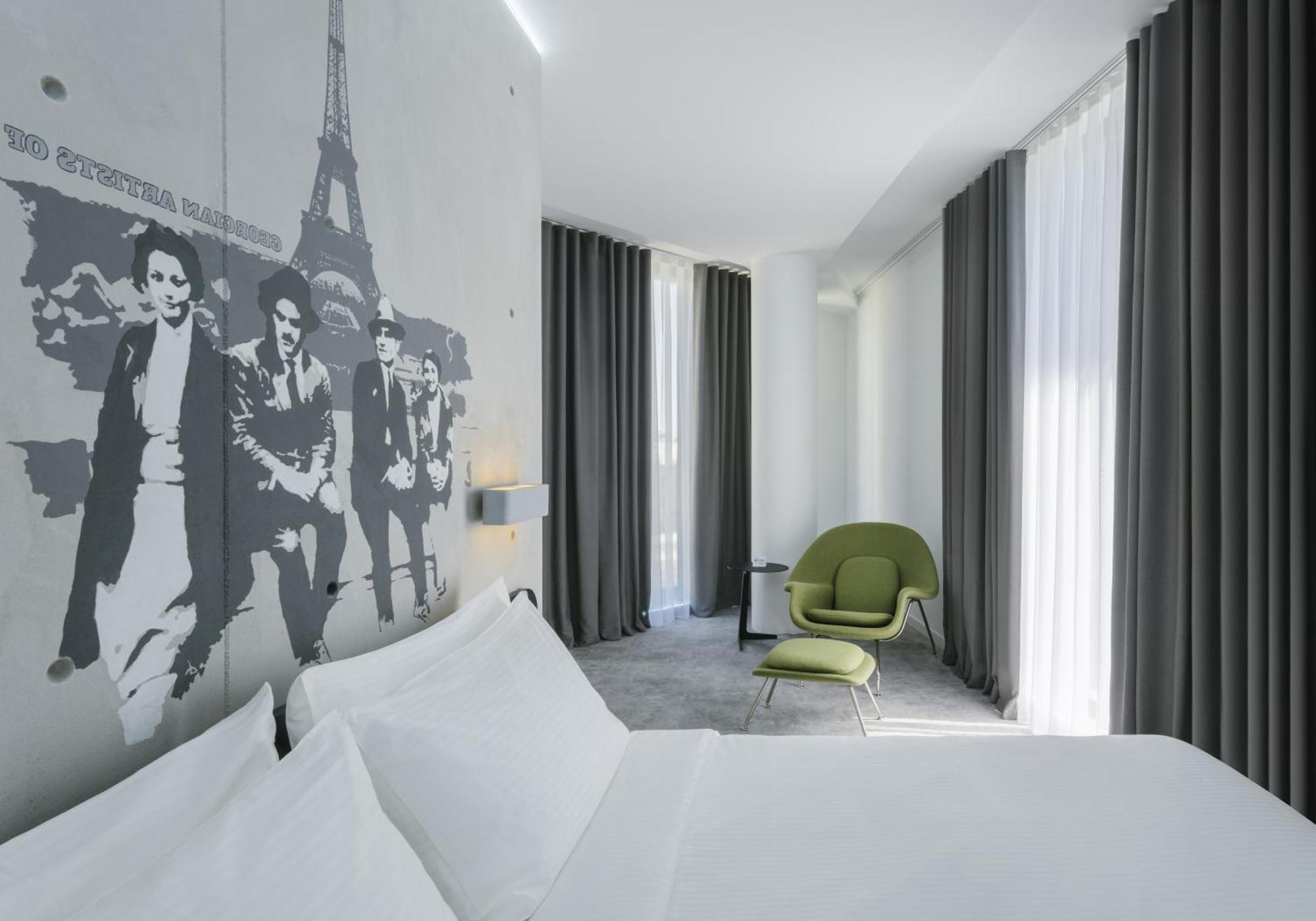 Отель Golden Tulip Design Тбилиси Экстерьер фото